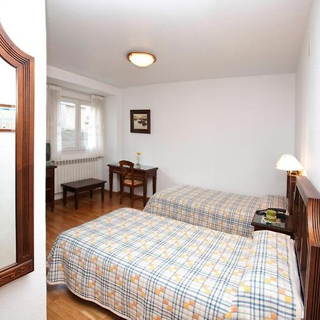 Hotel Avenida Yecla Dış mekan fotoğraf